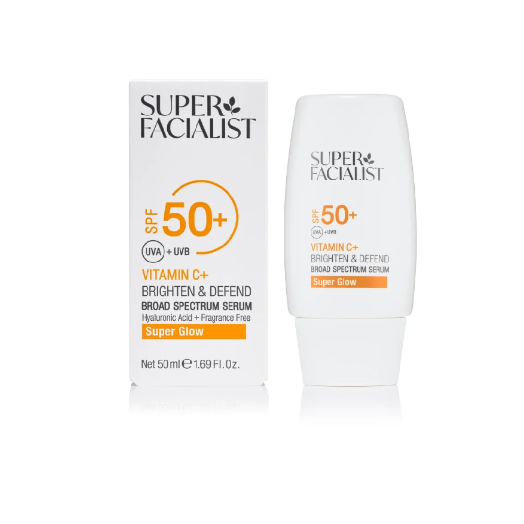 Super Facialist Vitamin C+ Brighten & Defend SPF50+ 50 ml — flacon et boîte, sérum solaire visage